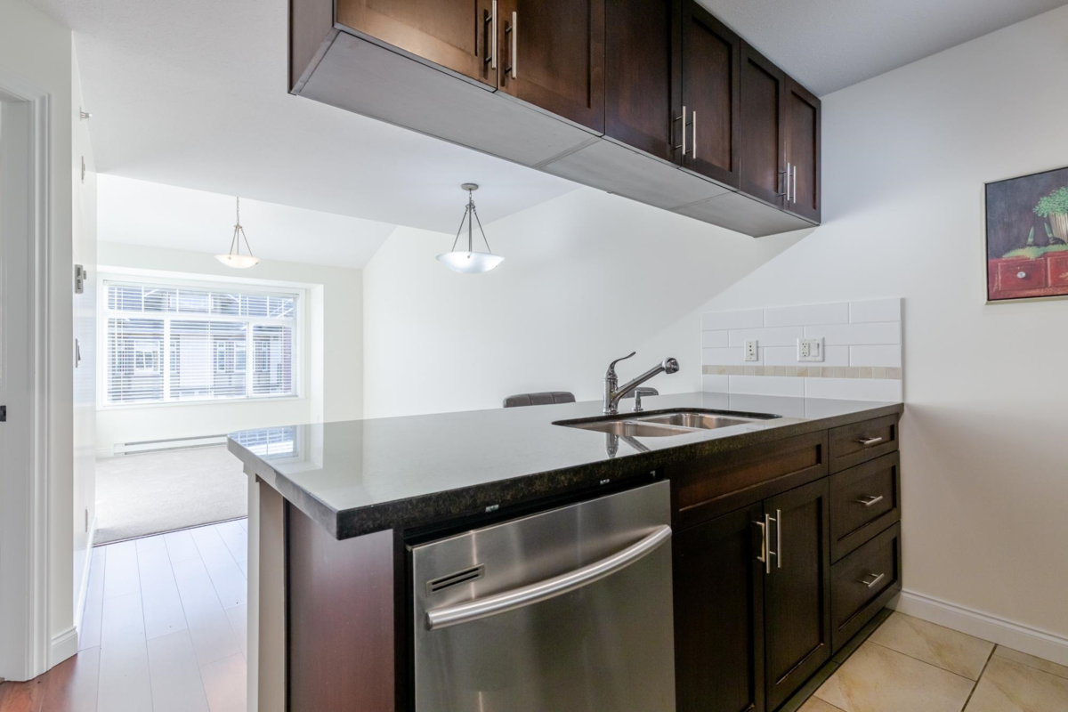 Breakfast Nook Photo of 439 5660 201a Street, Langley, BC