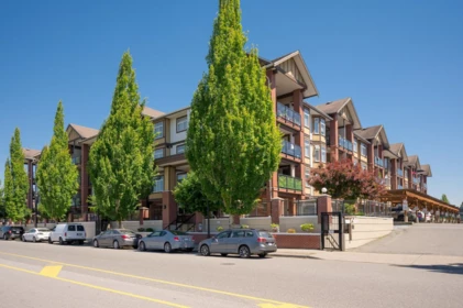 439 5660 201a Street, Langley, BC