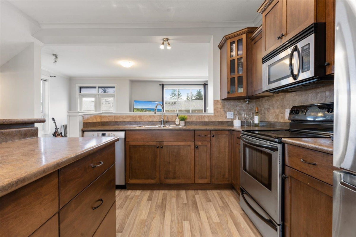 Bedroom 2 Photo of 25 5837 Sappers Way, Chilliwack, BC