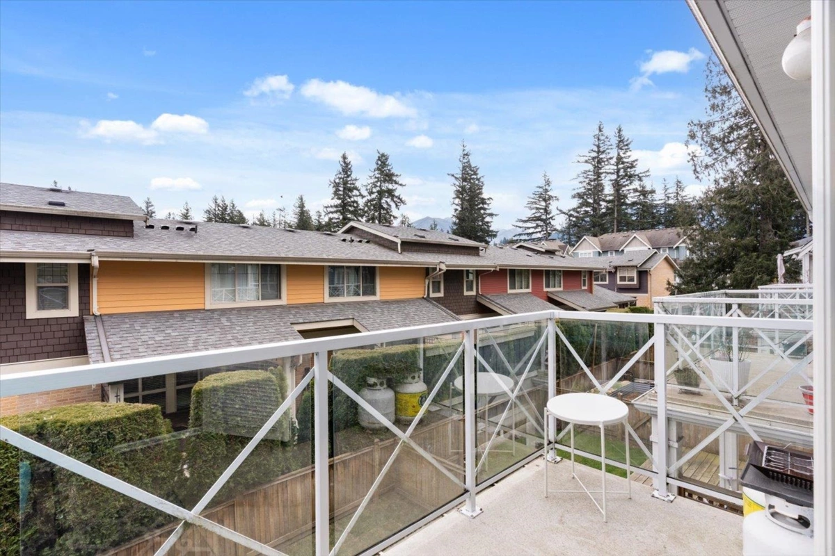 Guest Bathroom Photo of 25 5837 Sappers Way, Chilliwack, BC