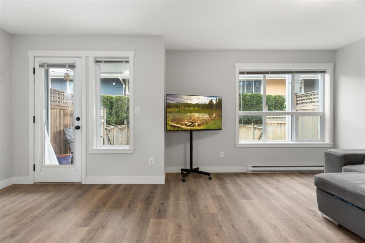 Outdoor Deck Photo of 25 5837 Sappers Way, Chilliwack, BC