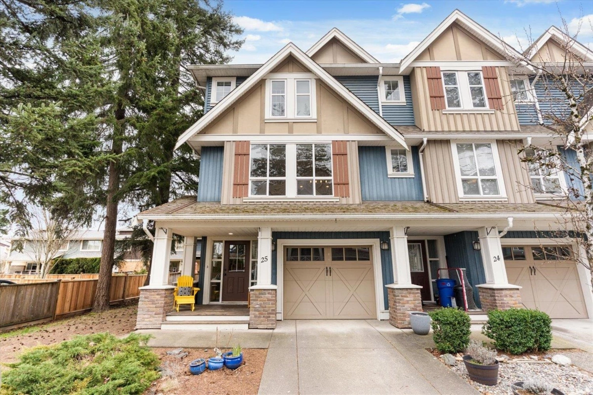 Outdoor Kitchen Photo of 25 5837 Sappers Way, Chilliwack, BC