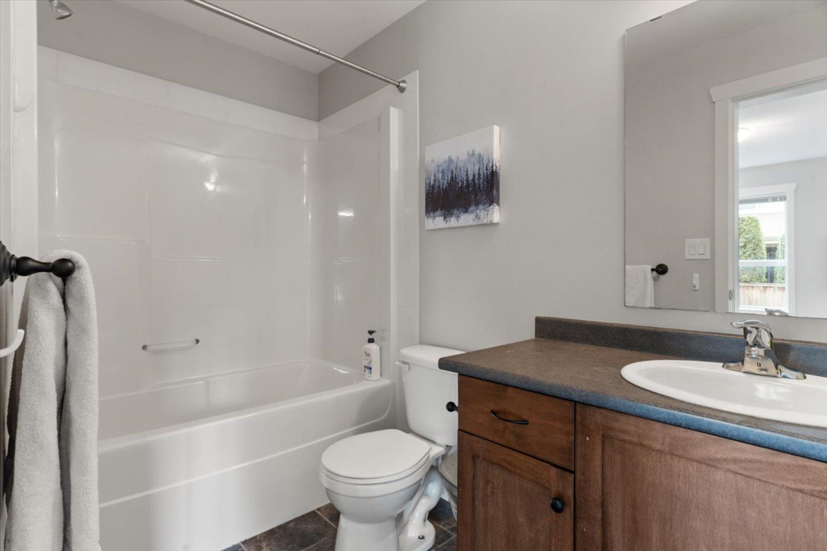 Powder Room Photo of 25 5837 Sappers Way, Chilliwack, BC