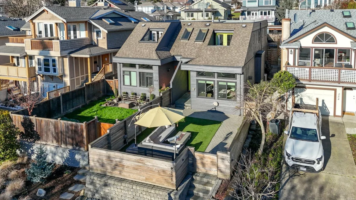 Exterior Rear Photo of 256 W 5th Street, North Vancouver, BC