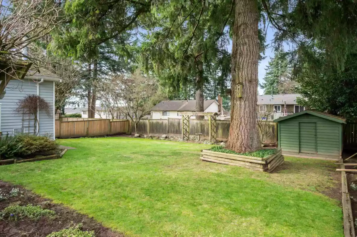 Backyard Photo of 7901 110 Street, Delta, BC