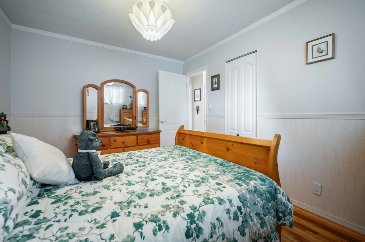 Entry Foyer Photo of 7901 110 Street, Delta, BC