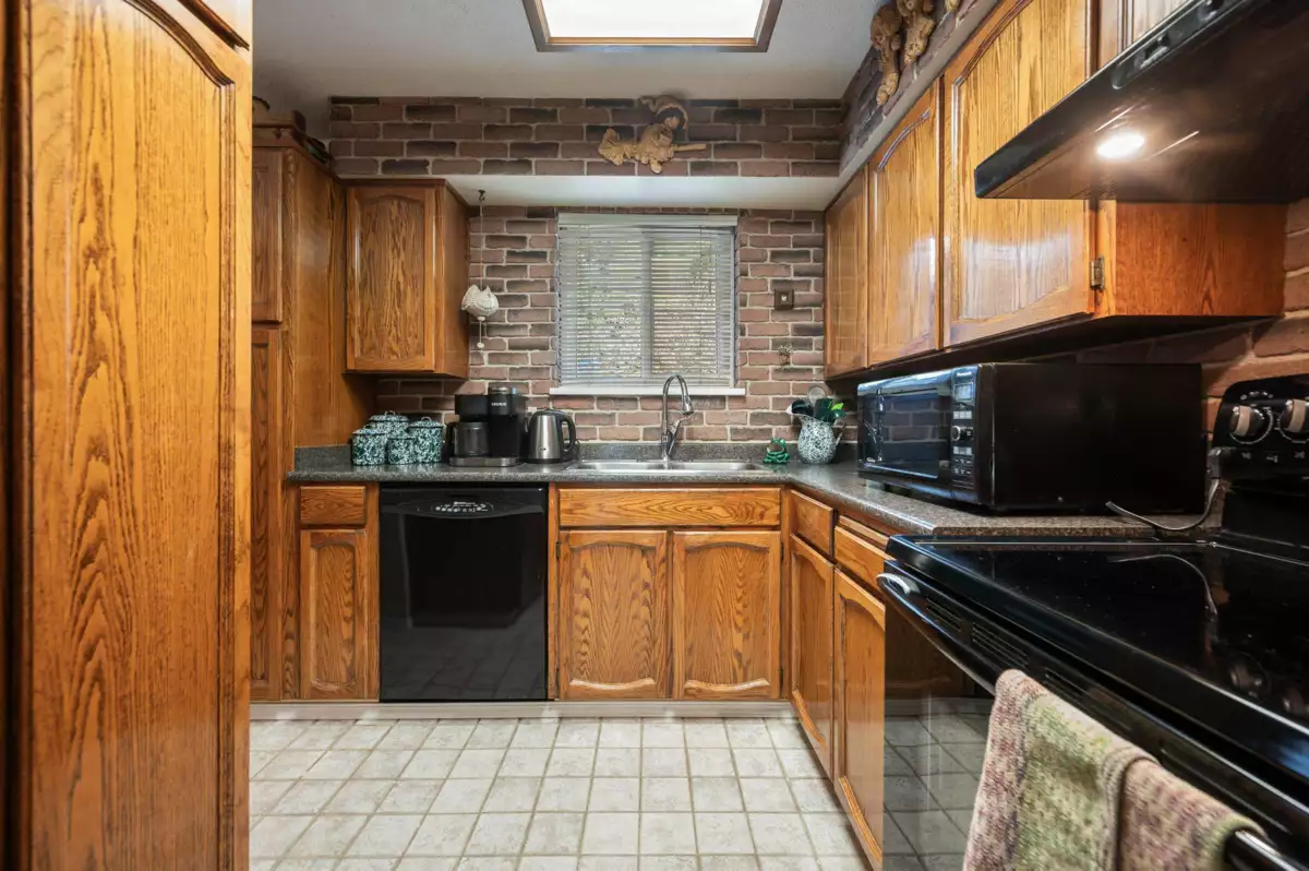 Pantry Photo of 7901 110 Street, Delta, BC