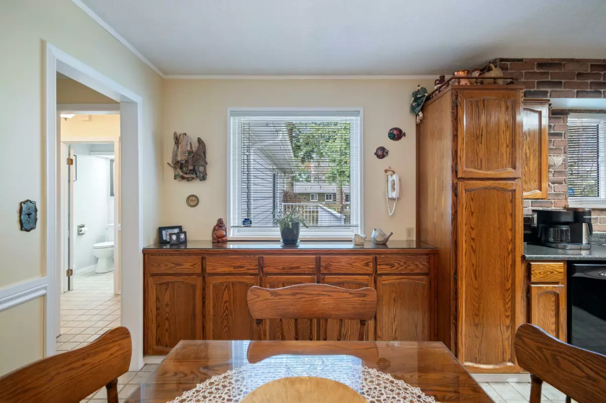 Walk-In Closet Photo of 7901 110 Street, Delta, BC