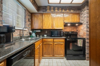 Breakfast Nook Photo of 7901 110 Street, Delta, BC