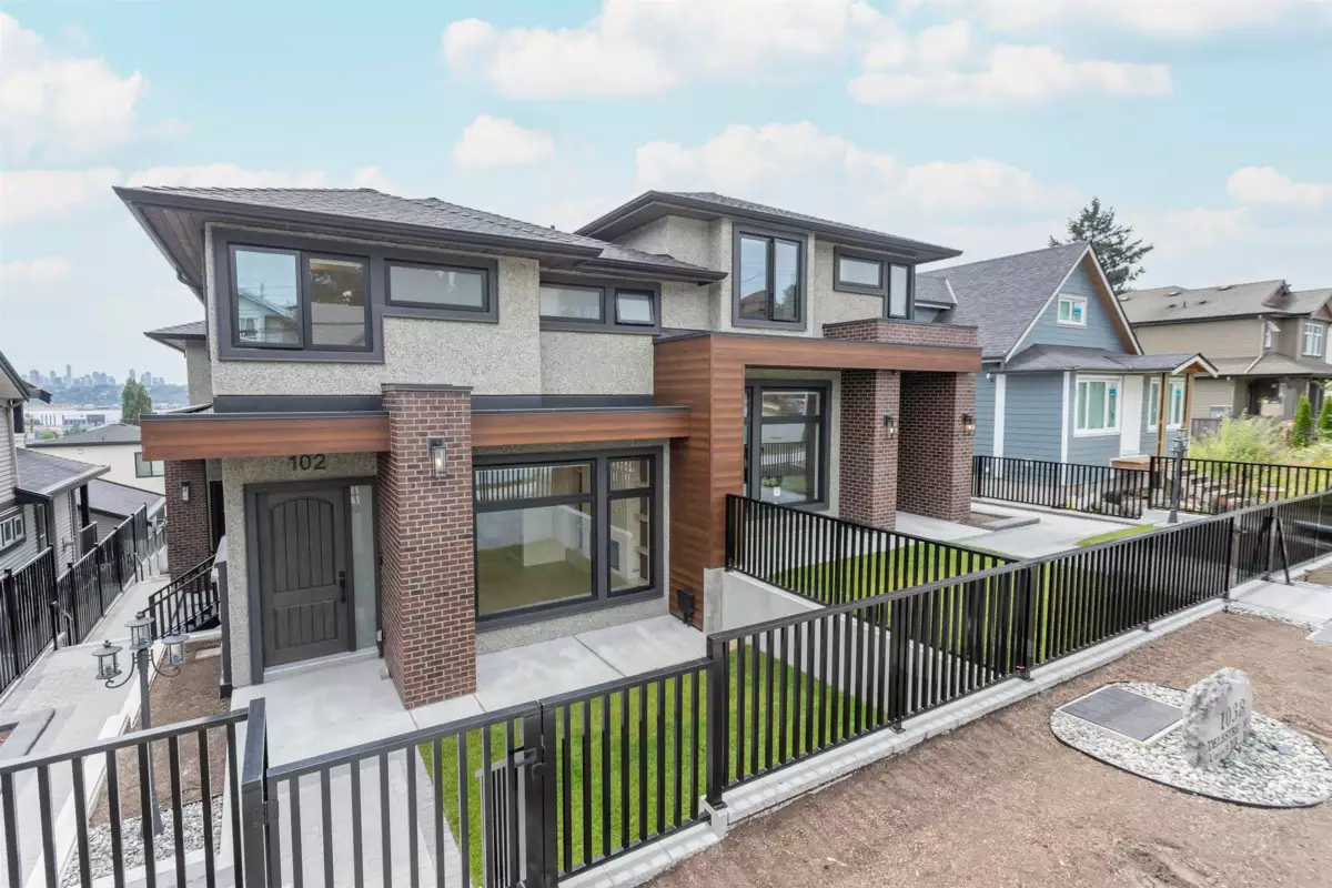 Backyard Photo of 102 1038 Delestre Avenue, Coquitlam, BC