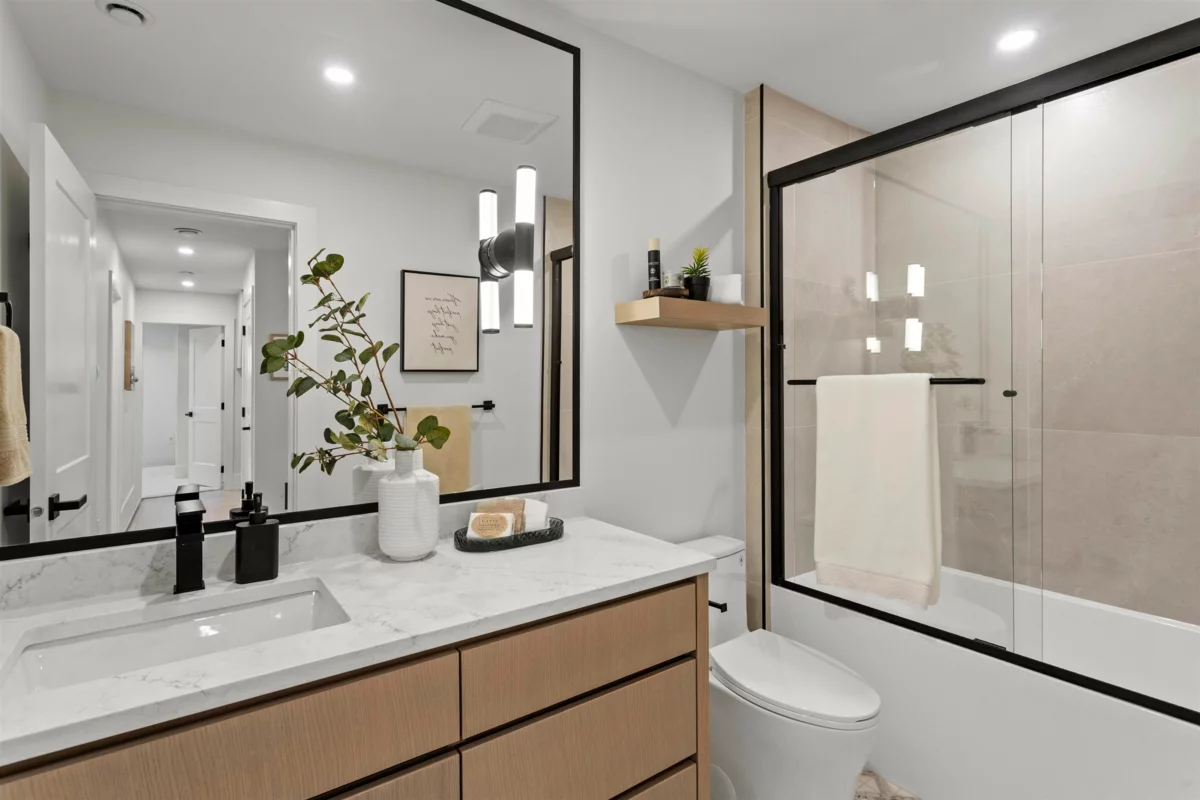 Basement Recreation Room Photo of 102 1038 Delestre Avenue, Coquitlam, BC