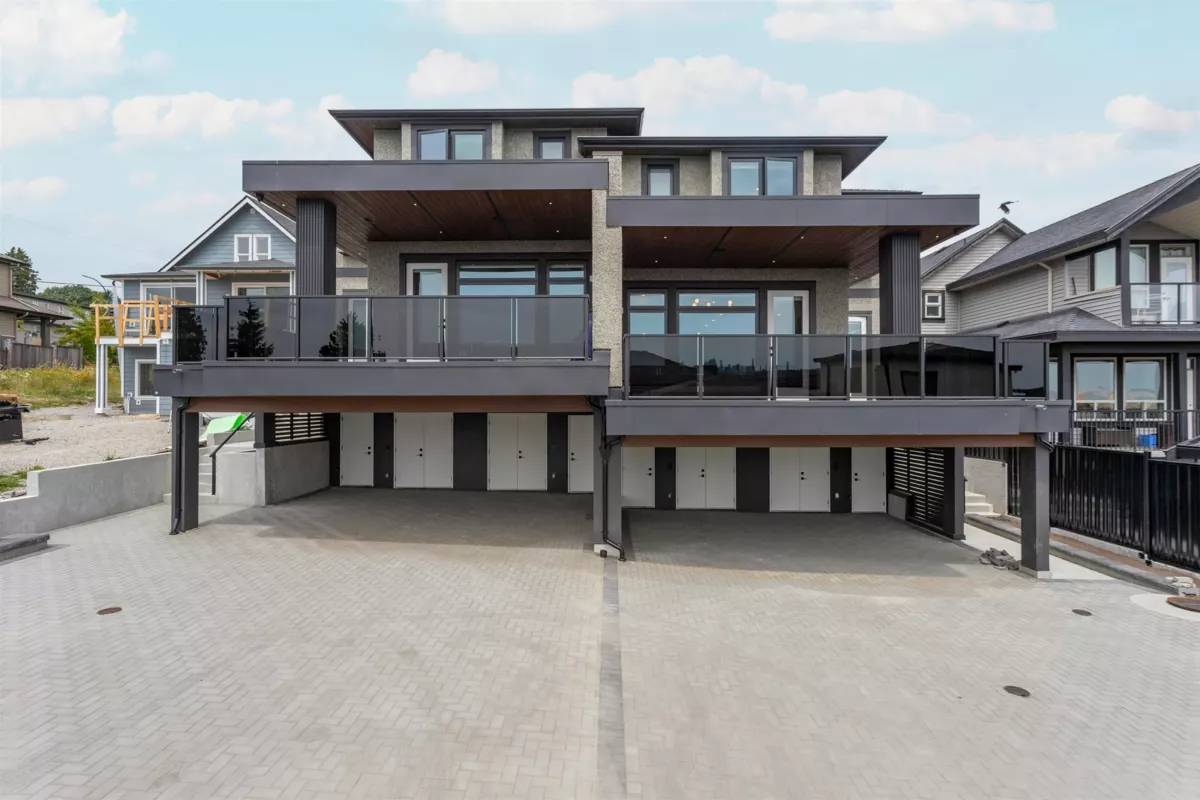 Hot Tub / Spa Photo of 102 1038 Delestre Avenue, Coquitlam, BC