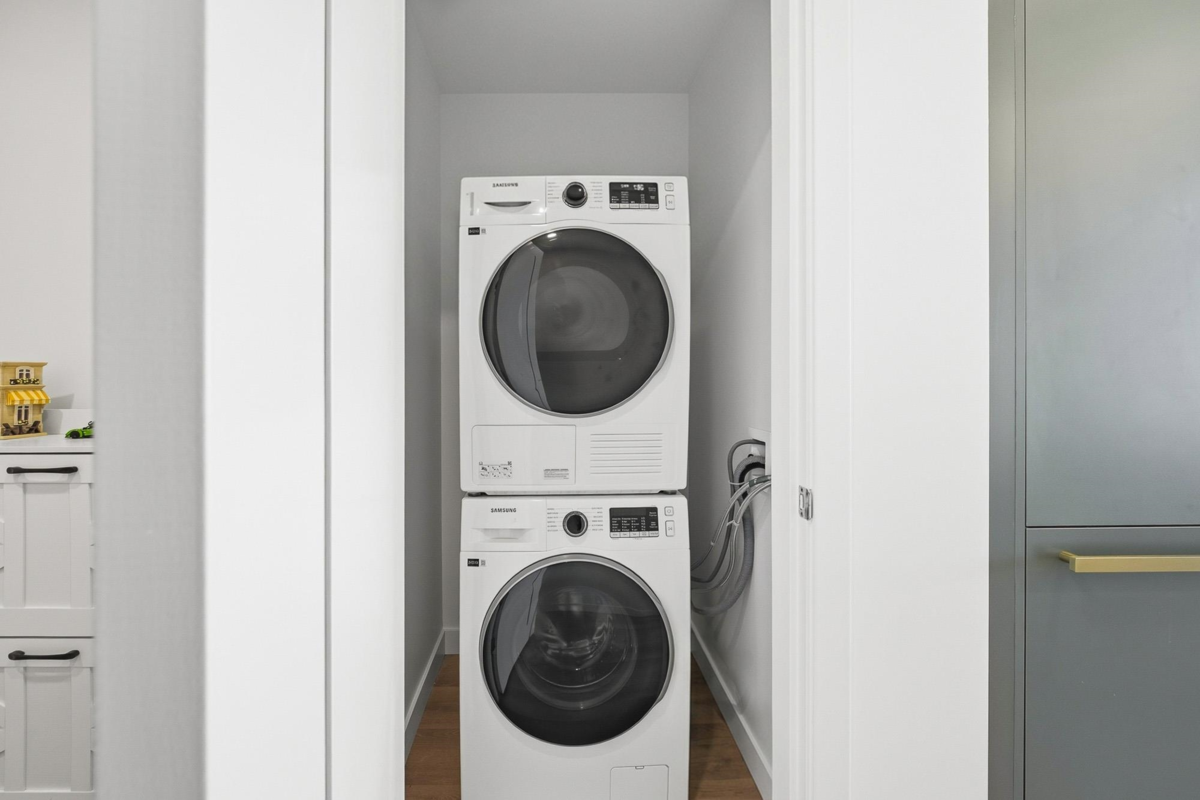 Bedroom 2 Photo of 607 13573 98a Avenue, Surrey, BC