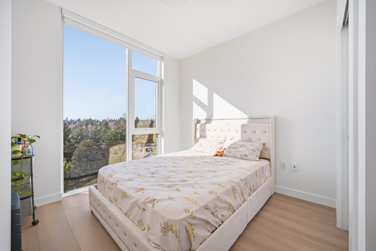 Breakfast Nook Photo of 607 13573 98a Avenue, Surrey, BC