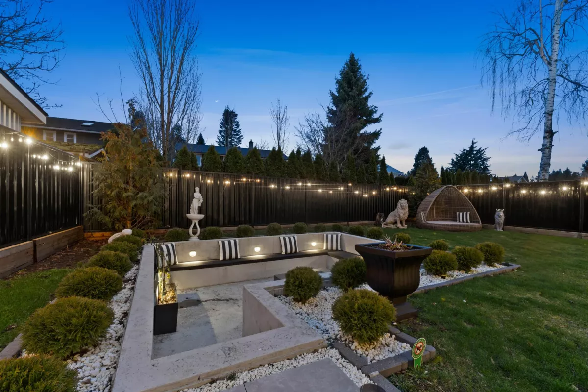 Community Amenities Photo (Clubhouse) of 12686 25 Avenue, Surrey, BC