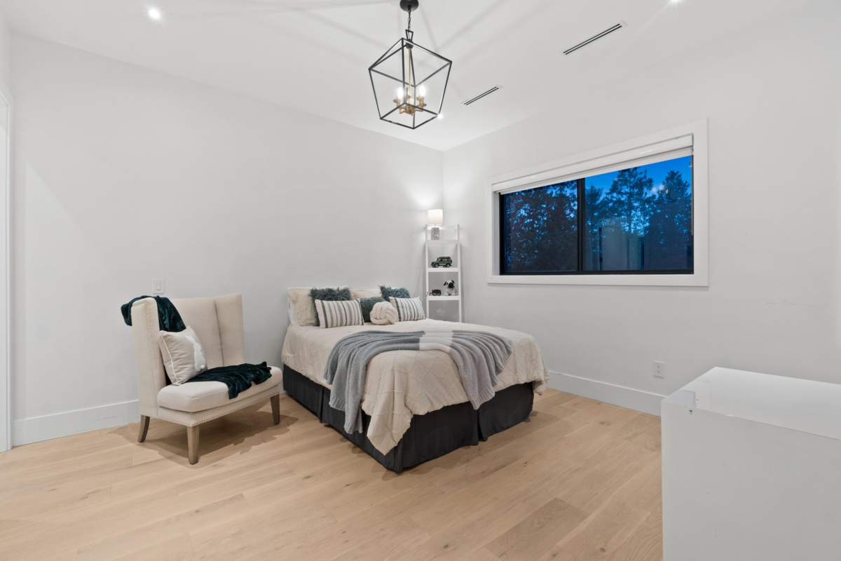 Garage Interior Photo of 12686 25 Avenue, Surrey, BC