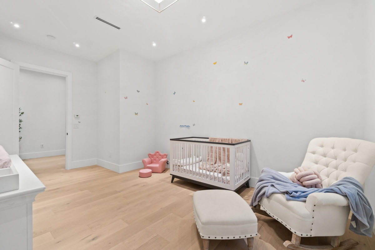 Loft / Bonus Room Photo of 12686 25 Avenue, Surrey, BC