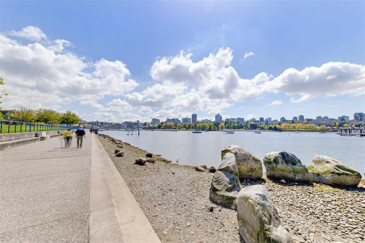 Hallway Photo of 10A 199 Drake Street, Vancouver, BC