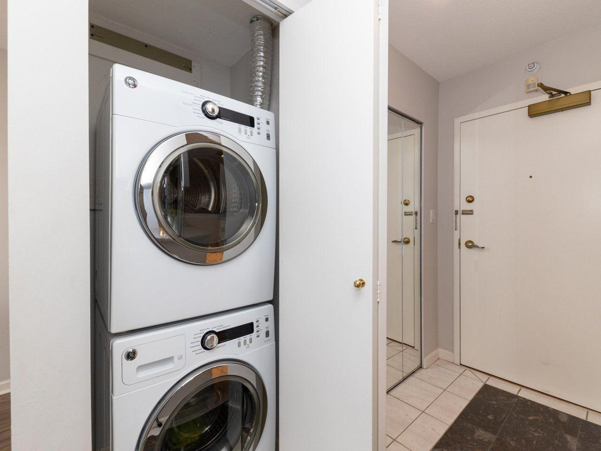 Office / Den Photo of 10A 199 Drake Street, Vancouver, BC