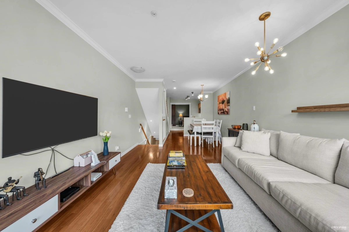 Family Room Photo of 30 638 W 6th Avenue, Vancouver, BC