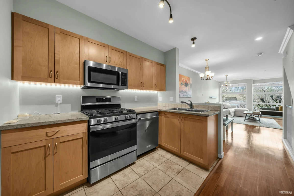 Pantry Photo of 30 638 W 6th Avenue, Vancouver, BC