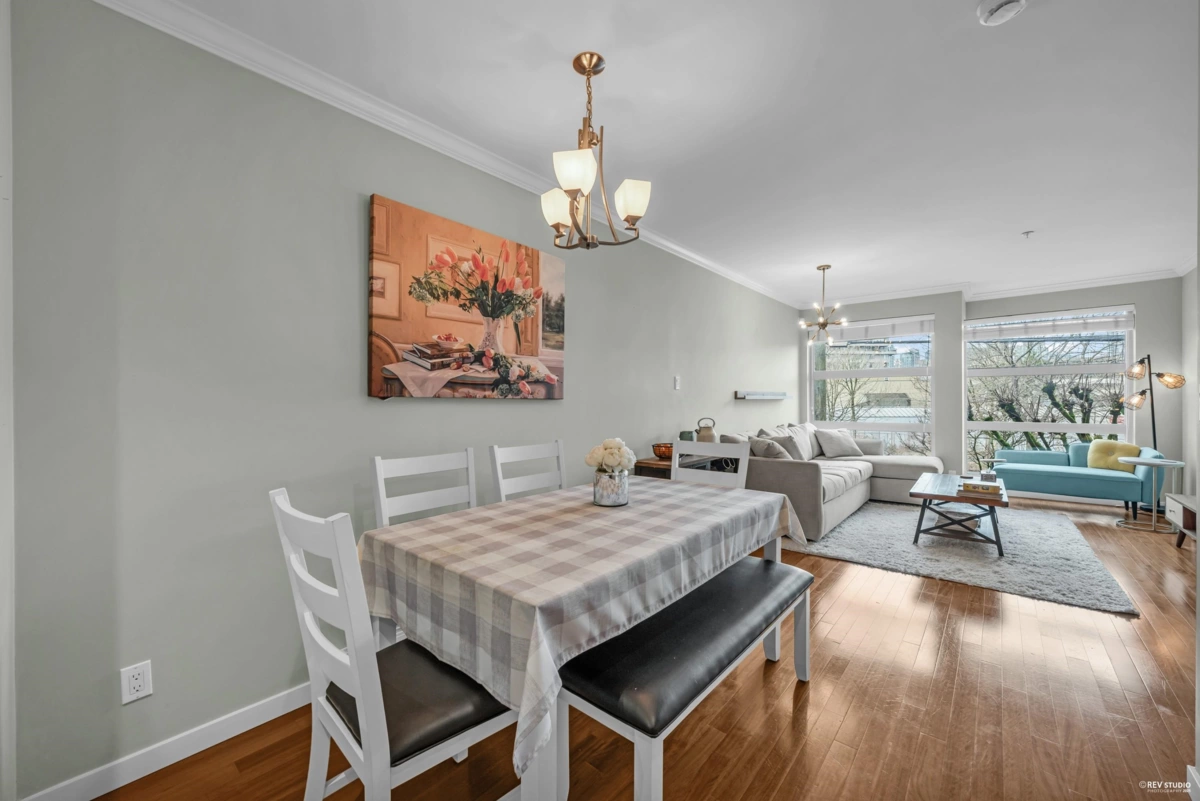 Primary Bathroom Photo of 30 638 W 6th Avenue, Vancouver, BC