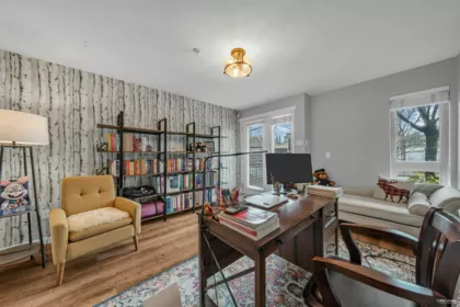 Entry Foyer Photo of 30 638 W 6th Avenue, Vancouver, BC