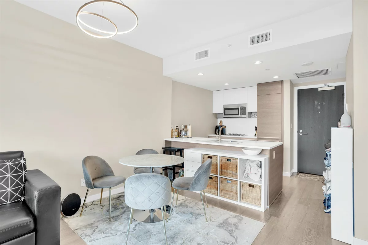 Family Room Photo of 1807 4485 Skyline Drive, Burnaby, BC