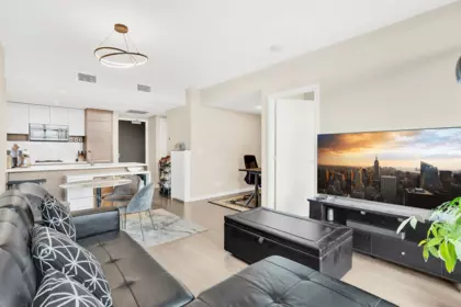 1807 4485 Skyline Drive, Burnaby, BC