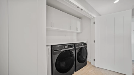 Mudroom Photo of 14551 61 Avenue, Surrey, BC
