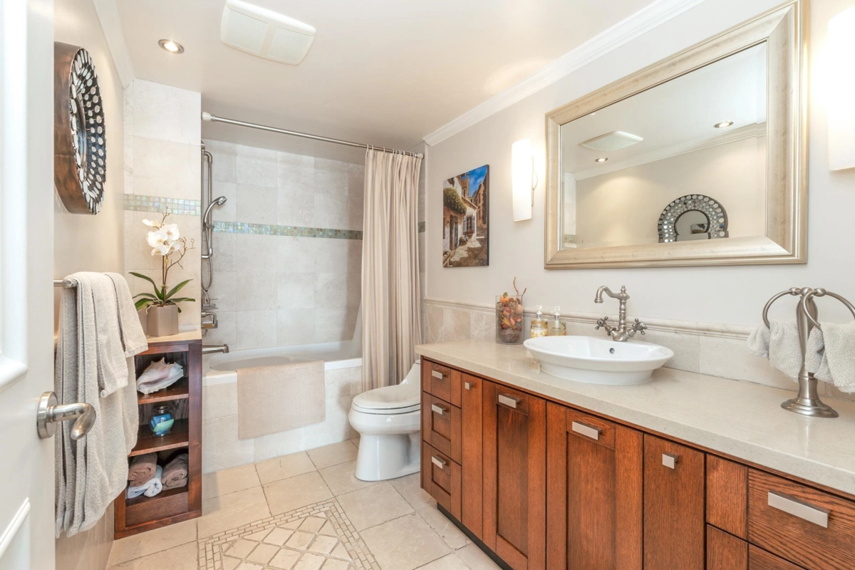 Bedroom 3 Photo of 33 2250 Folkestone Way, West Vancouver, BC