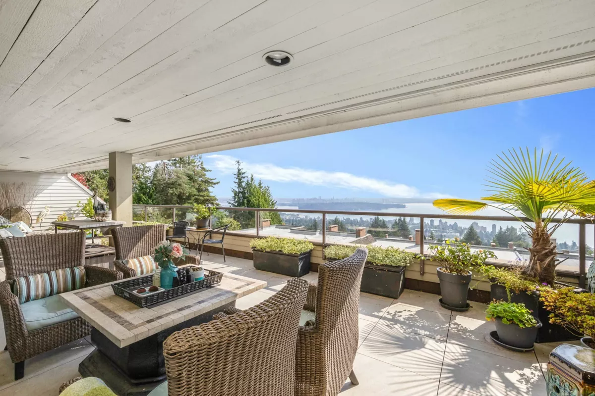 Bedroom 4 Photo of 33 2250 Folkestone Way, West Vancouver, BC