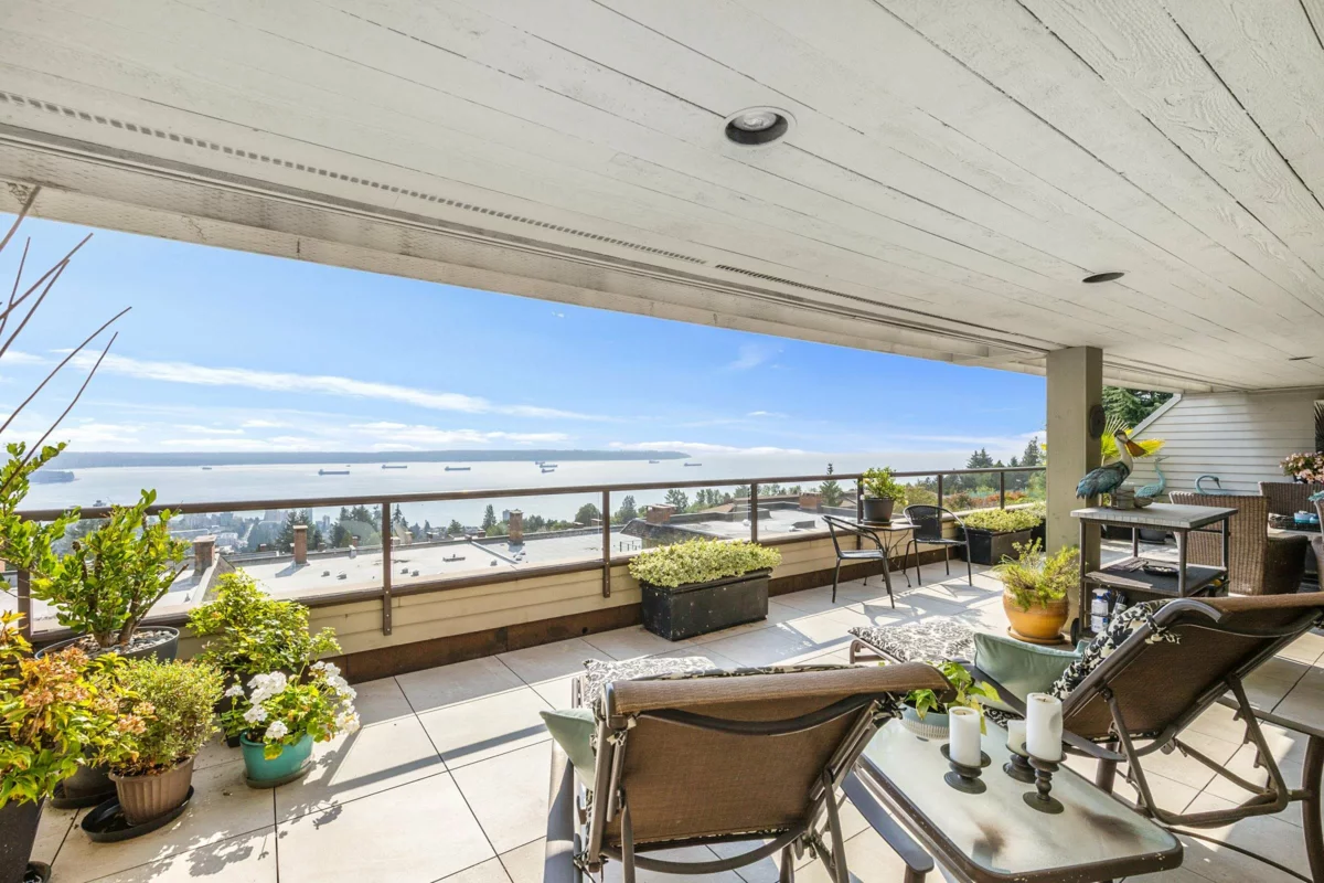 Guest Bathroom Photo of 33 2250 Folkestone Way, West Vancouver, BC