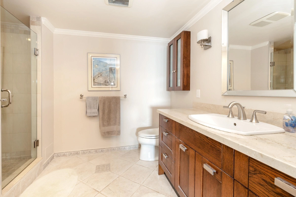 Walk-In Closet Photo of 33 2250 Folkestone Way, West Vancouver, BC