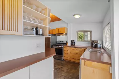 Breakfast Nook Photo of 1408 Edinburgh Street, New Westminster, BC