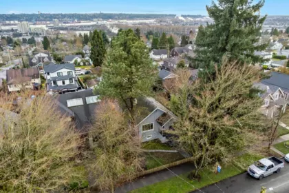 Community Amenities Photo (Clubhouse) of 1408 Edinburgh Street, New Westminster, BC
