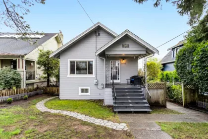 1408 Edinburgh Street, New Westminster, BC, New Westminster — Single Family Residence for sale