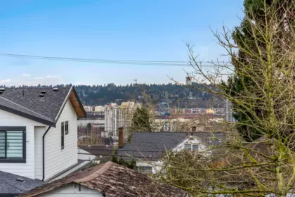 Laundry Room Photo of 1408 Edinburgh Street, New Westminster, BC