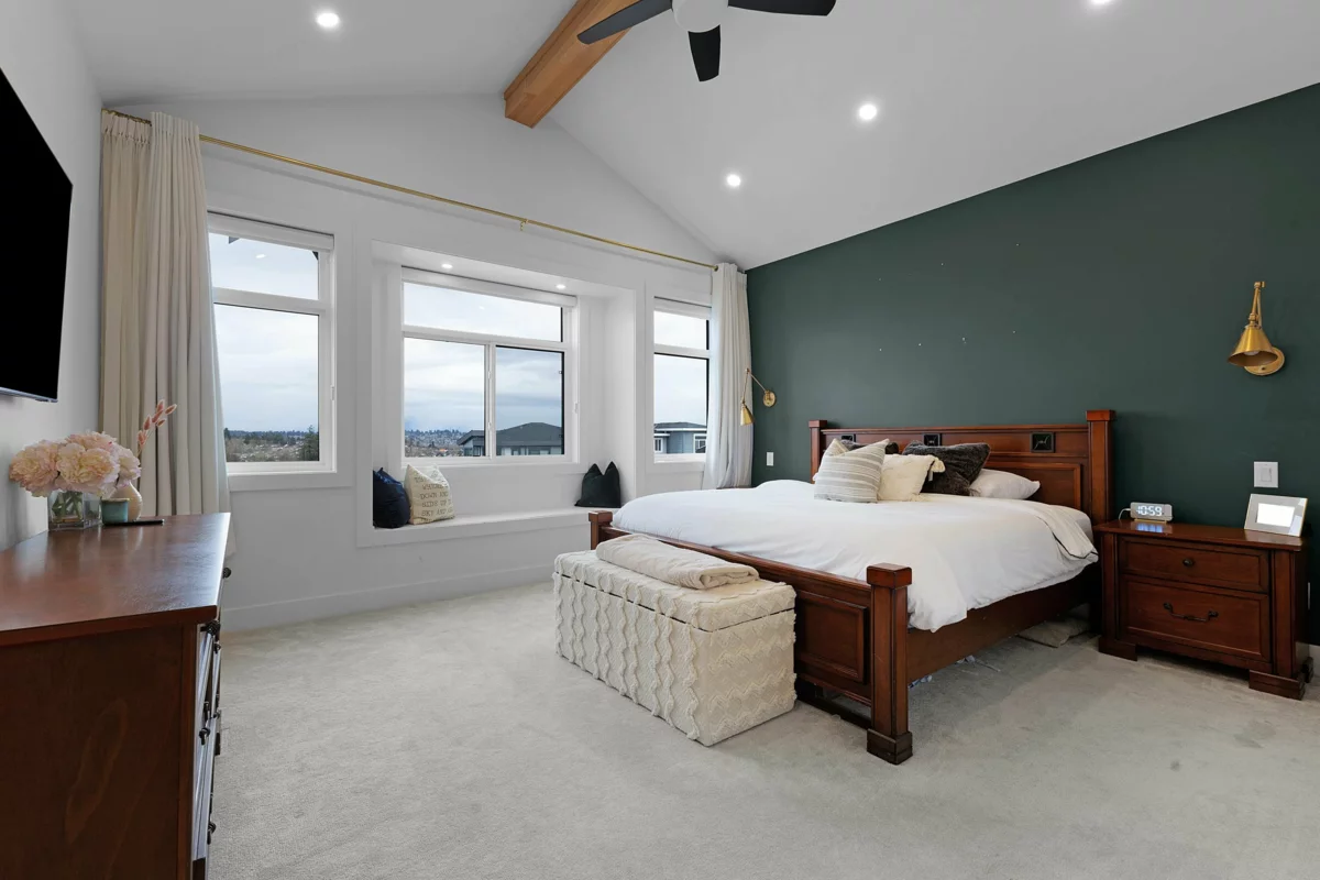 Garage Interior Photo of 14910 62a Avenue, Surrey, BC