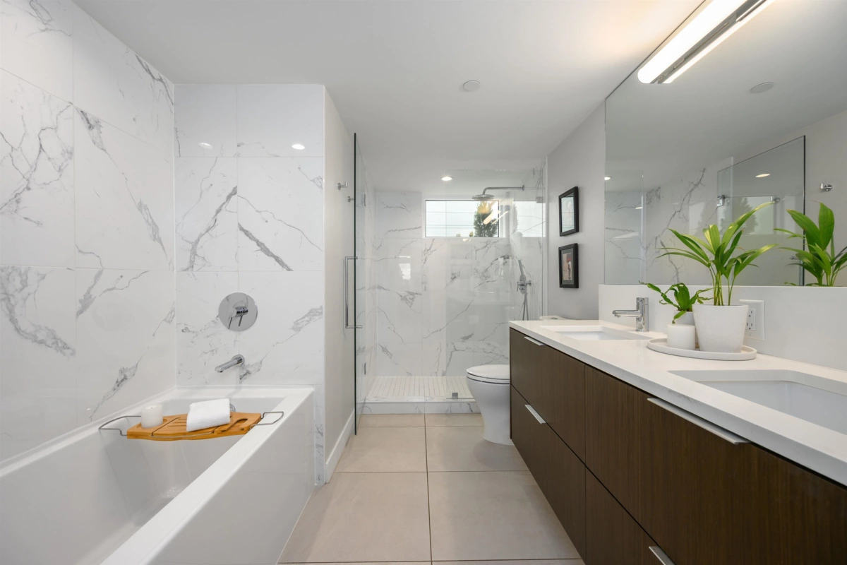 Bedroom 4 Photo of 206 649 E 3rd Street, North Vancouver, BC