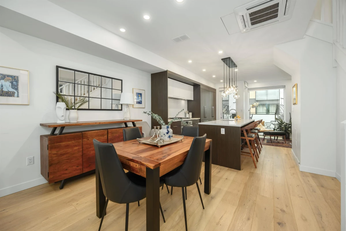 Breakfast Nook Photo of 206 649 E 3rd Street, North Vancouver, BC