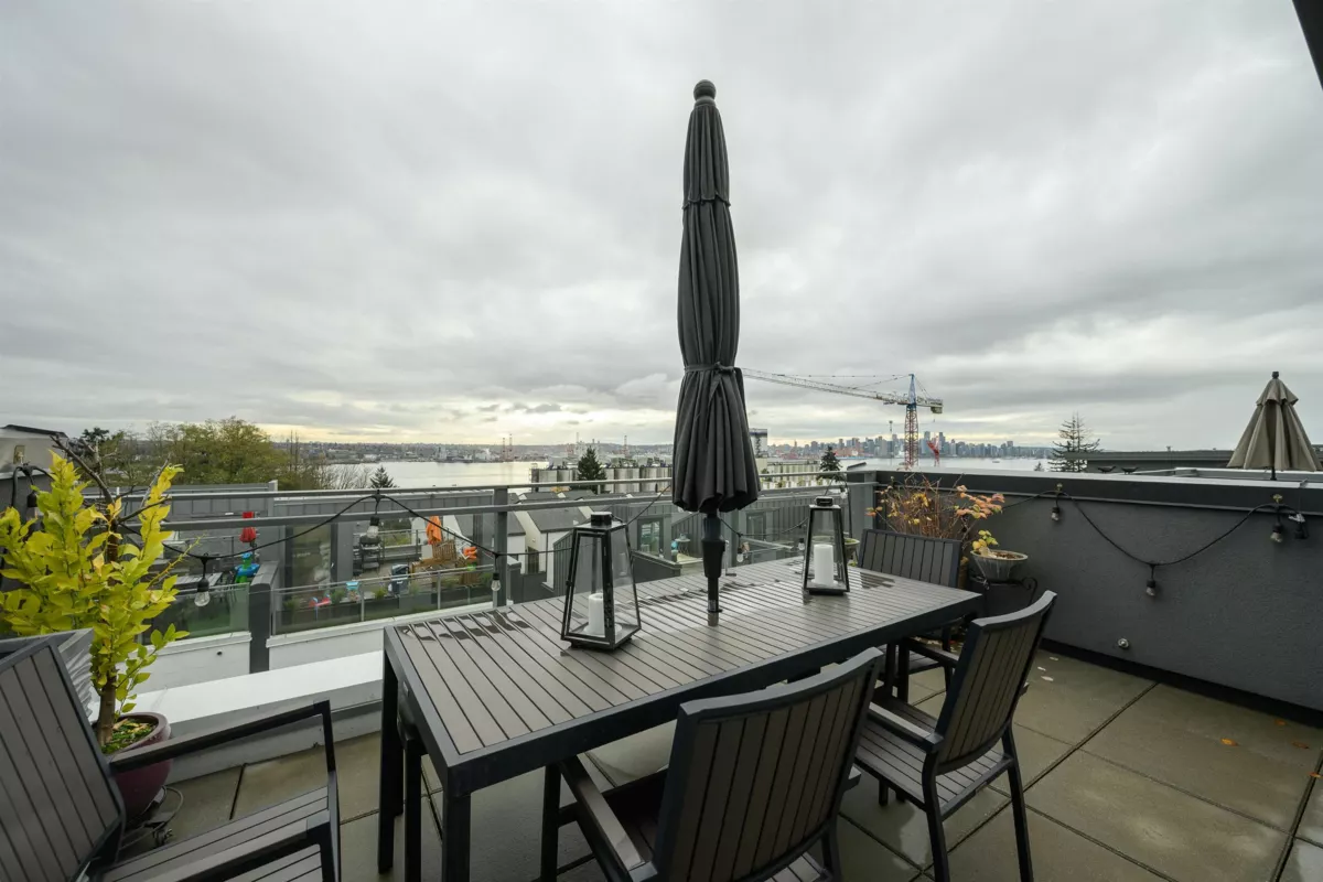 Hallway Photo of 206 649 E 3rd Street, North Vancouver, BC