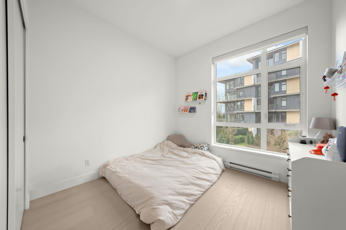 Basement Recreation Room Photo of 214 300 Salter Street, New Westminster, BC