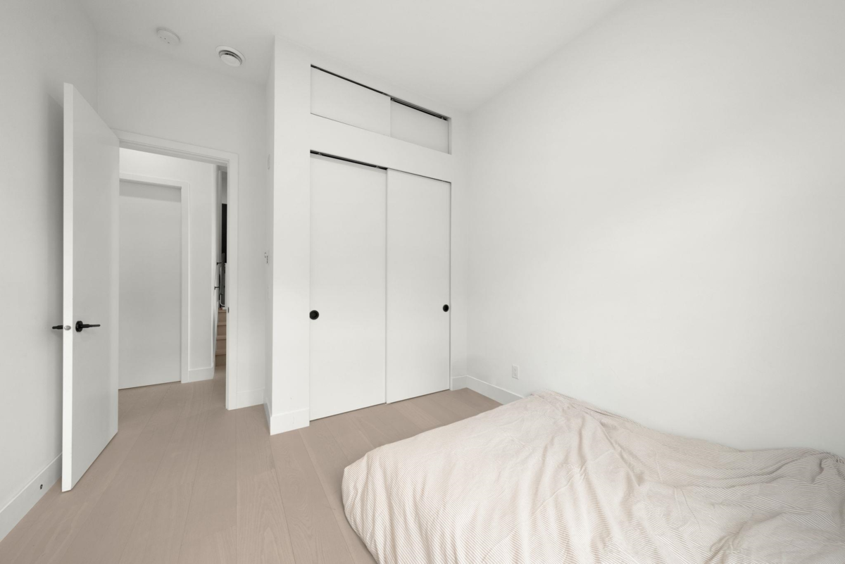 Laundry Room Photo of 214 300 Salter Street, New Westminster, BC