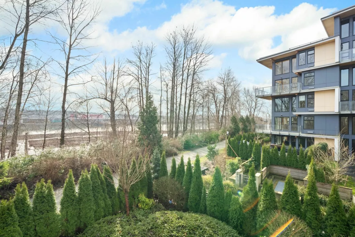 Outdoor Patio Photo of 214 300 Salter Street, New Westminster, BC