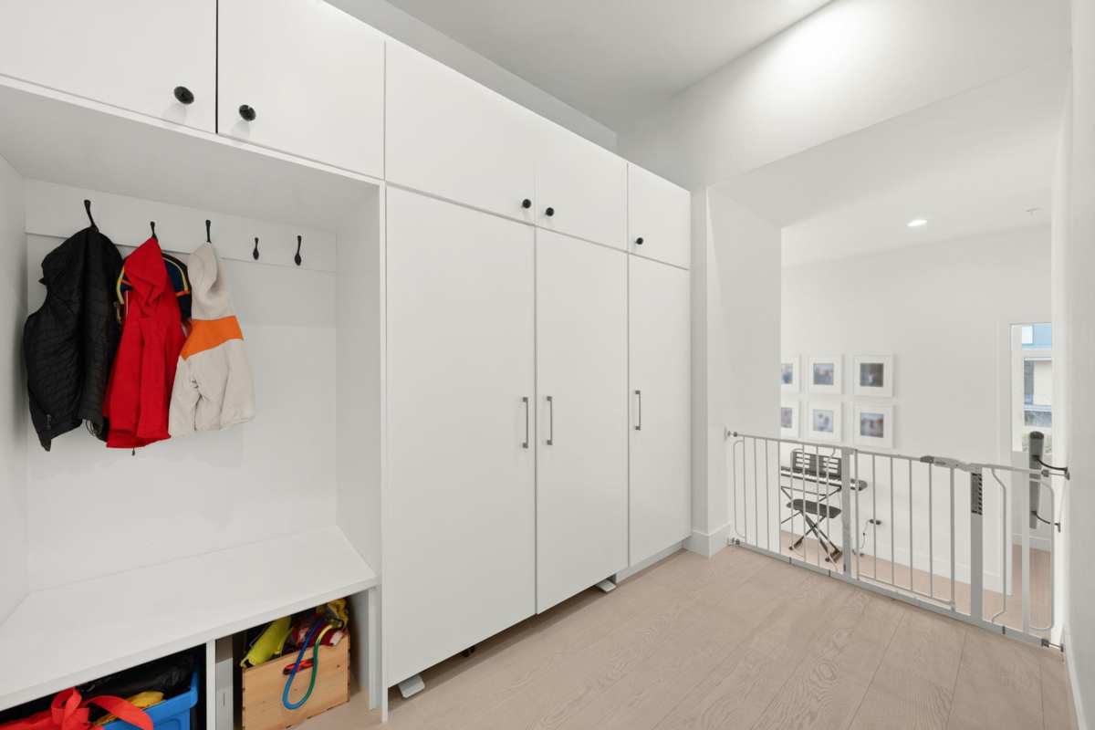 Primary Bathroom Photo of 214 300 Salter Street, New Westminster, BC