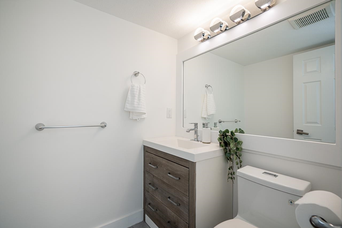 Bedroom 4 Photo of 54 5380 Smith Drive, Richmond, BC