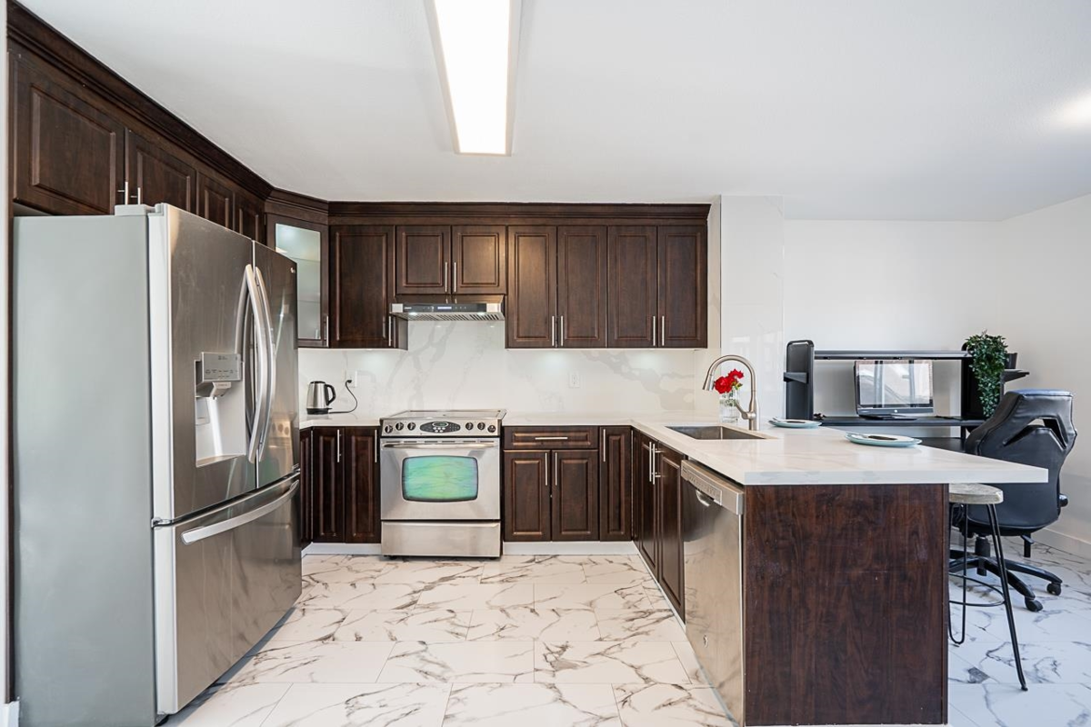 Breakfast Nook Photo of 54 5380 Smith Drive, Richmond, BC