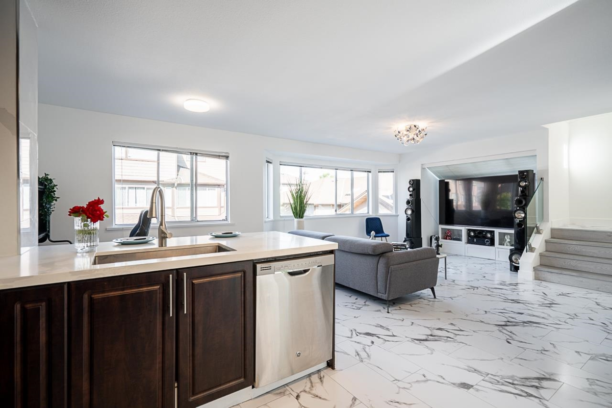 Walk-In Closet Photo of 54 5380 Smith Drive, Richmond, BC