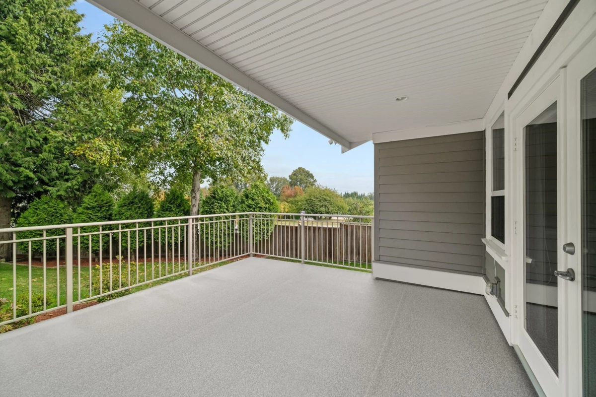 Outdoor Kitchen Photo of 1085 King George Boulevard, Surrey, BC